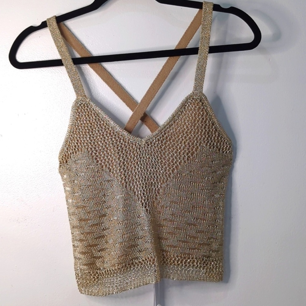 NWT House of Harlow Gold Top